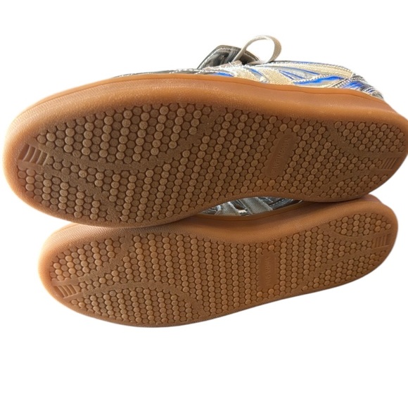 Steve Madden Madrid Silver Low Top Sneakers Size 10M NWOB - Picture 9 of 12